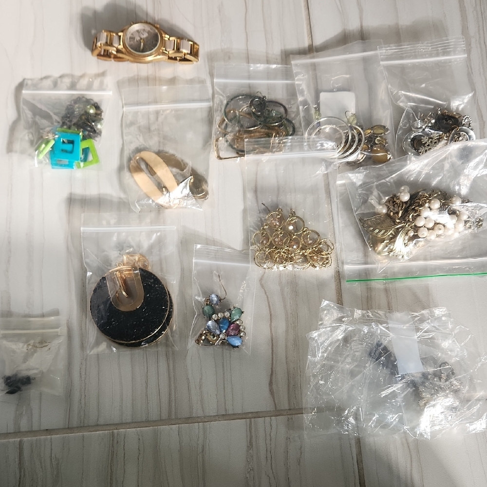 Assorted Jewelry and Watch Set